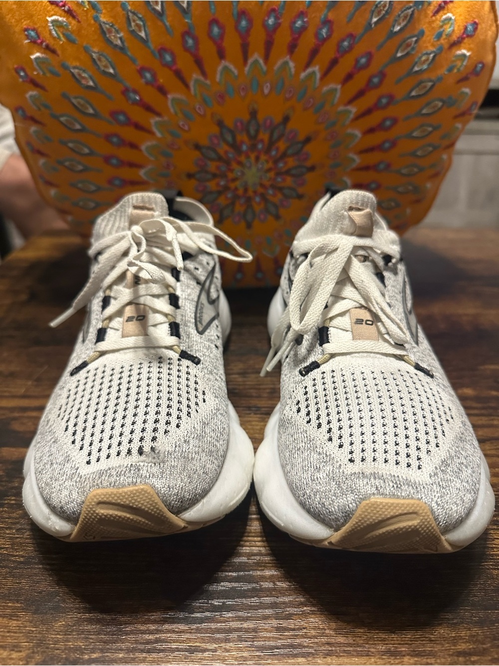 Brooks Women's Knit Running Shoes - Beige/White